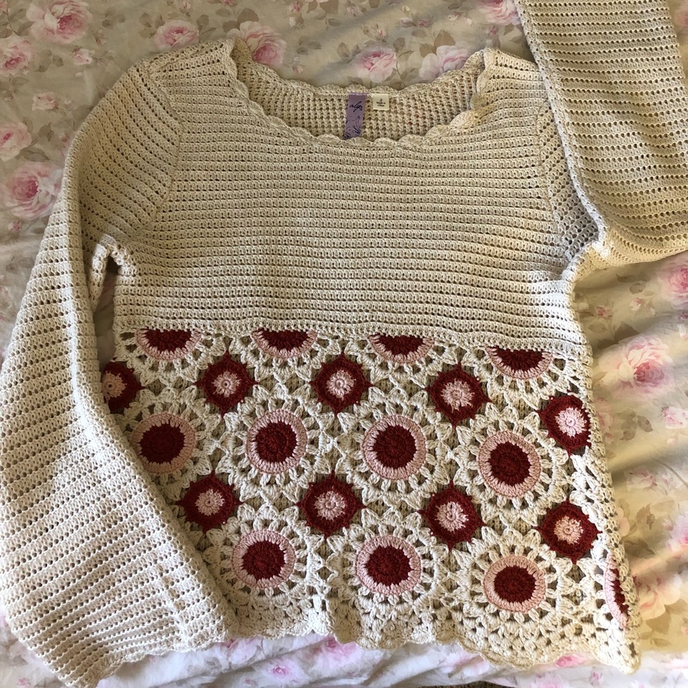 Crotchet Bell Sleeve Top